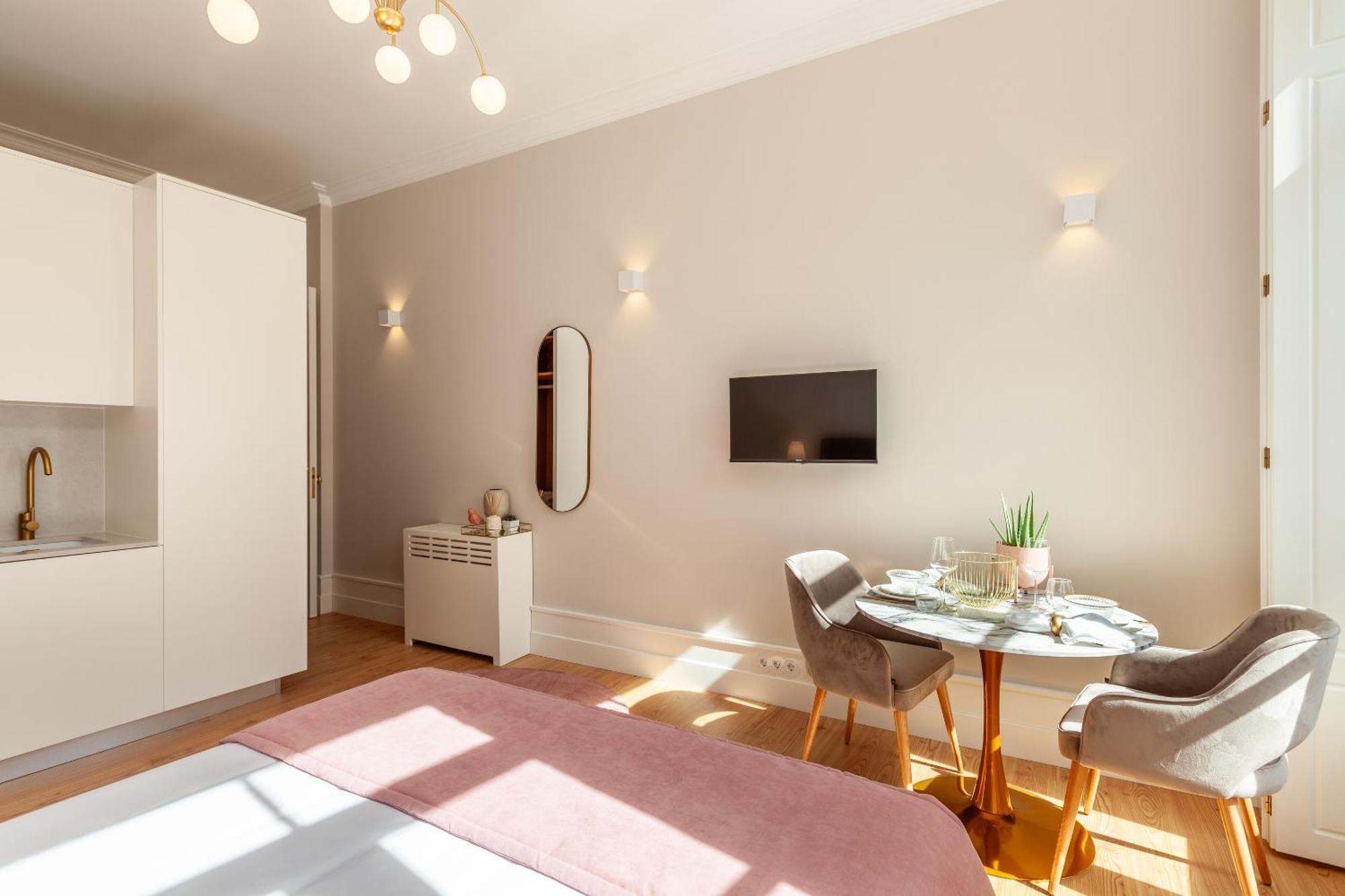 Living Valverde Studios - Minho'S Guest Braga Bagian luar foto